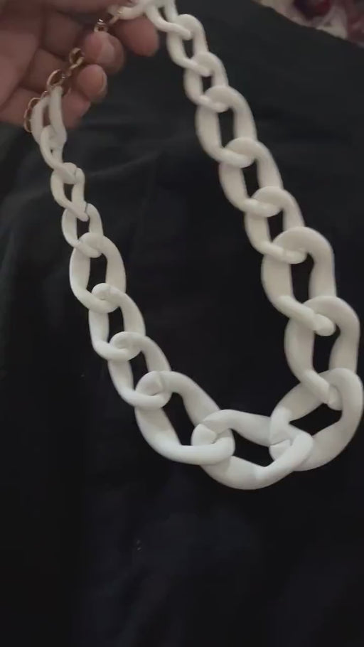 Chunky white chain necklace, white  plastic link curb necklace ,Link big chain curb necklace , statement necklace, oversized , large