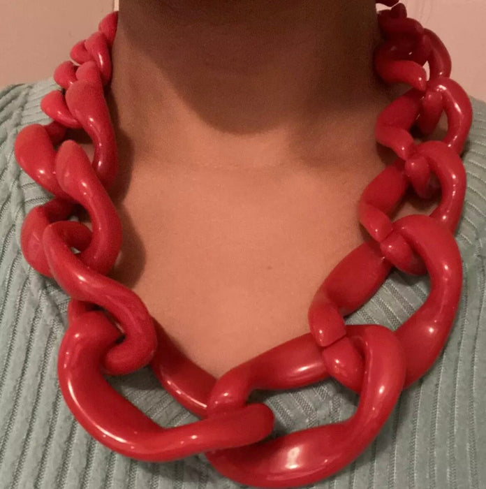 21 inch big curb red link acrylic chain fat statement necklace