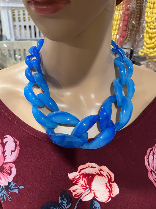 Acrylic necklace , chunky blue acrylic necklace , large Blu chain necklace , acrylic link chain necklace , big acrylic chain necklace