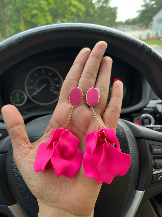 Hot pink earrings , pink acrylic earrings , fuchsia earrings , fuchsia flower earrings , chunky pink earrings ,pink flower statement