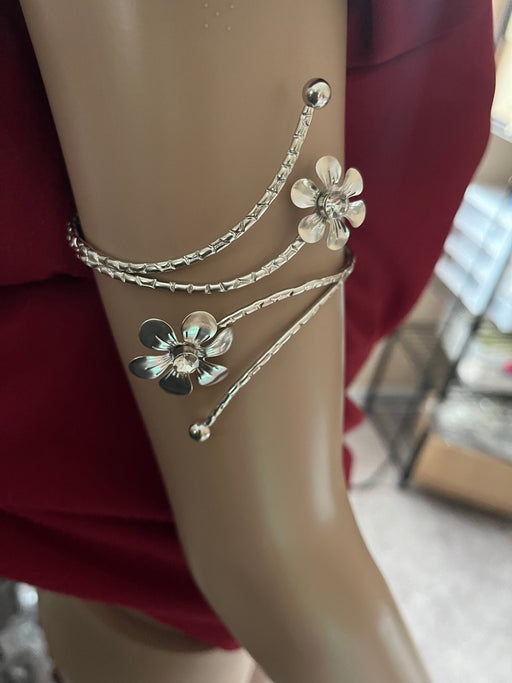 Silver Armlet, arm cuff bracelet, Silver armband, flower bracelet , silver arm cuff bracelet, boho bracelet , upper arm bracelet