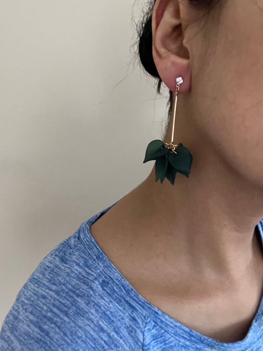 Long green earrings , pine dark green acrylic earrings , Forest green earrings , green fringe earrings , green pageant flower petal rose