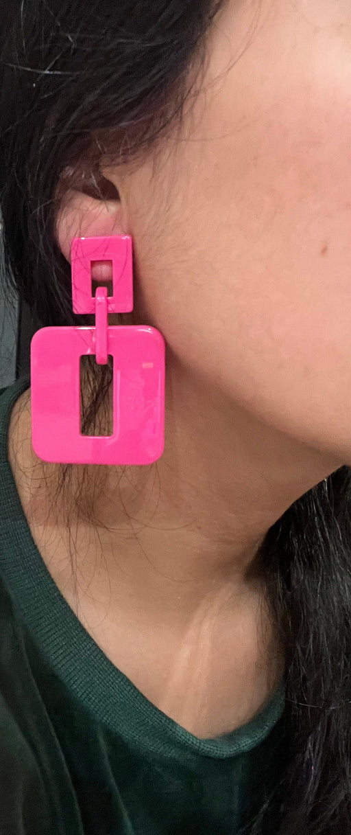 Hot pink earrings , Big pink acrylic earring , fuchsia earrings , fuchsia acrylic chain earrings , chunky pink earrings , statement earrings