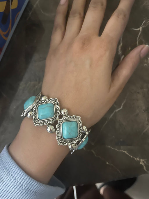 Chunky bracelet, Vintage style bracelet , statement bracelet ,turquoise blue silver bracelet , boho bracelet