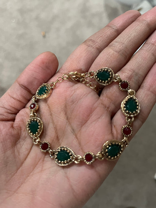 Golden bracelet, Vintage style bracelet lightweight , statement bracelet , gold bracelet , boho bracelet gold tone chunky green and red